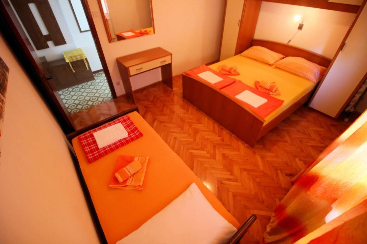 Apartmens Adriana Нови Винодолски Екстериор снимка