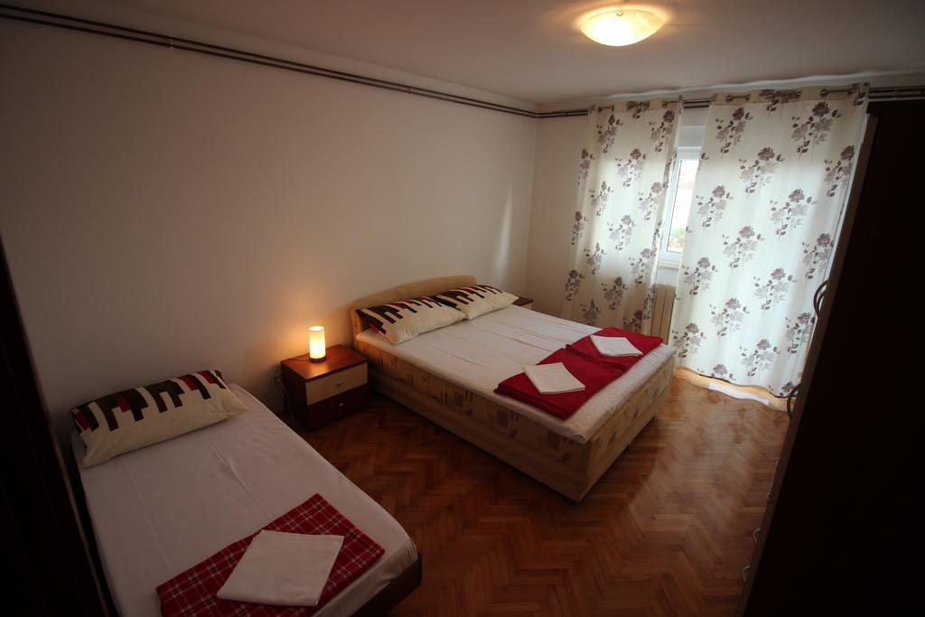 Apartmens Adriana Нови Винодолски Екстериор снимка