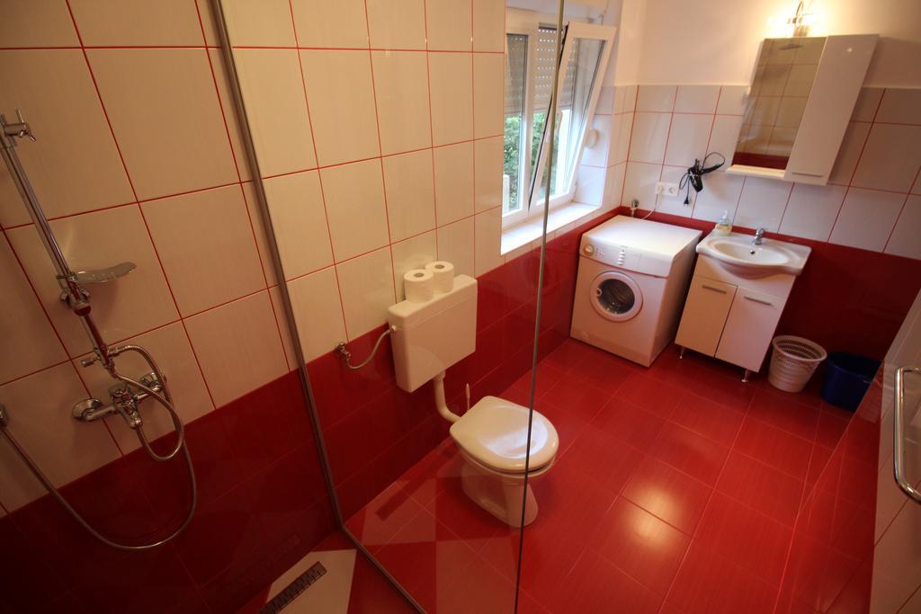Apartmens Adriana Нови Винодолски Екстериор снимка
